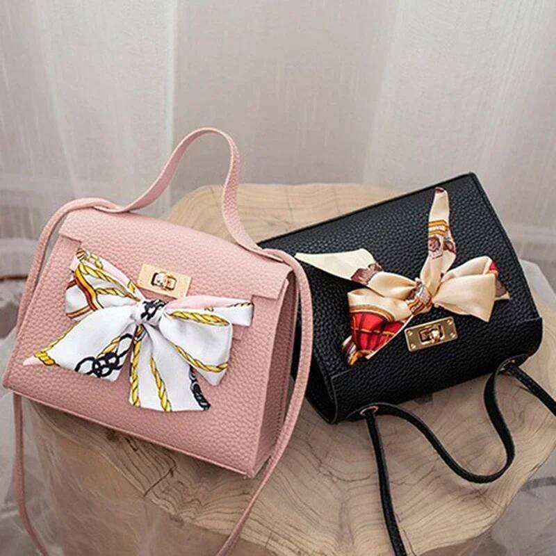 Girls Messenger Bags New PU Leather Handbag Inclined Shoulder Women Crossbody Handbags Ball Tassel Bag