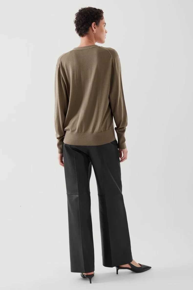 Ethereal come 2025 cos spring new style of Loose version of womens casual V-neck knit rib cardigan X250724
