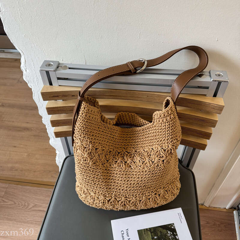 Handmade Crochet Cotton Thread Woven Tote for Women, Large Capacity Summer Lazy Style Beach Bag, Versatile Shoulder Crossbody Bag