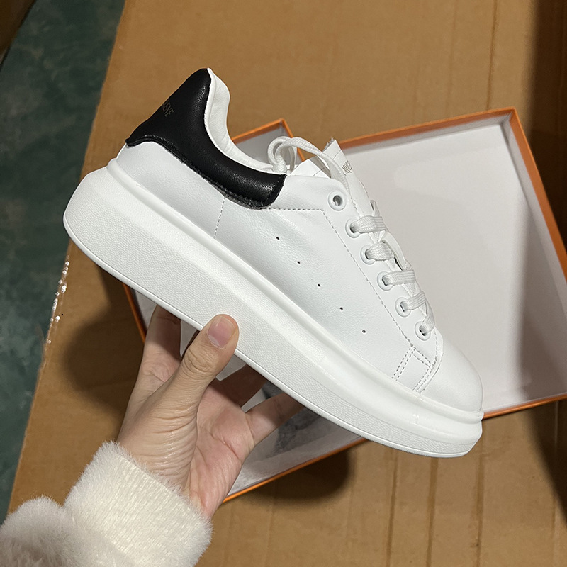 Cowhide Sneakers for Women, Autumn 2023 New Thick-Soled Flat Height-Increasing Casual Sports Shoes, Big White Shoes 1802 ddmythur