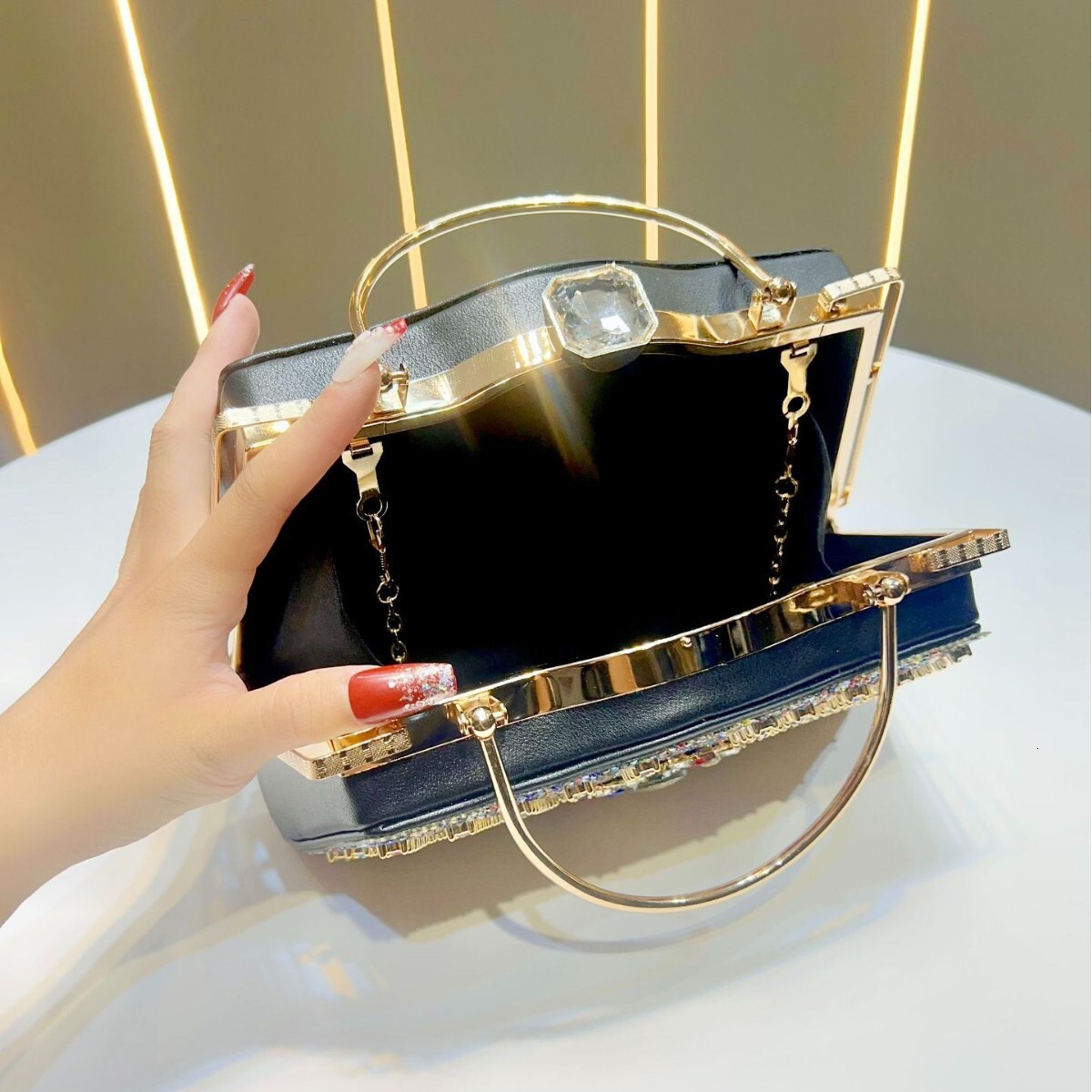 Designer New High-End Diamond-Studded Handbag Large Capacity Crossbody Evening Luxury Women's Bag