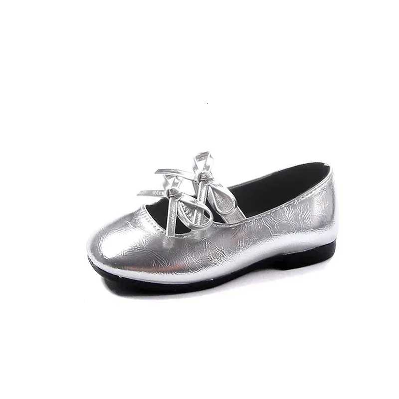 2024 Autumn Children Leather Shoes for Girls New Fashion Princess Style Soft Bottom Sweet Bowtie Dancing Versatile Par Shoes XJ250724