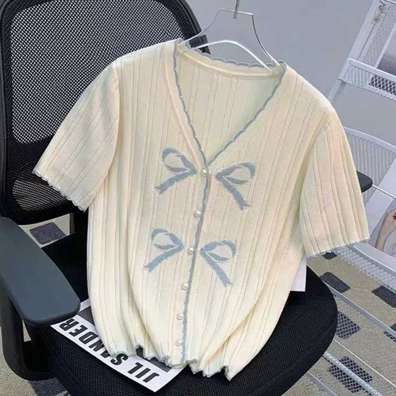 2025 Summer Short Sleeve Thin Sweater for Women Korean Fashion Tops Y2K Clothes Women V Neck Knitted Cardigan Sweaters Female X250724