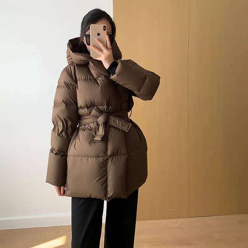 Lagabogy 2025 New Winter Women Hooded Thick Loose 90% White Duck Down Jacket Female Elegant Lightweight Puffer Coat With Belt