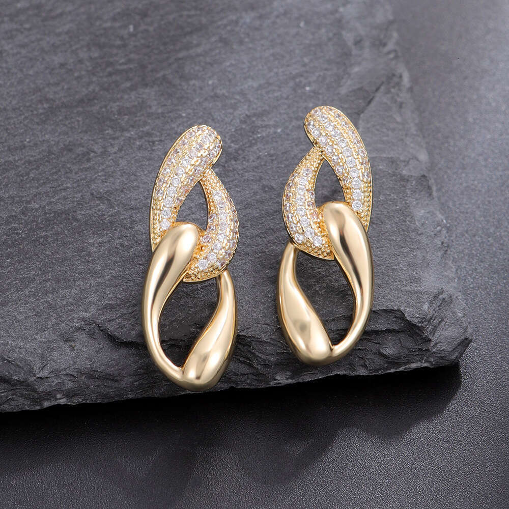 Ins Style Cuban Light Elegant Earrings Fashionable Personality Simple Chain Ear Jewelry