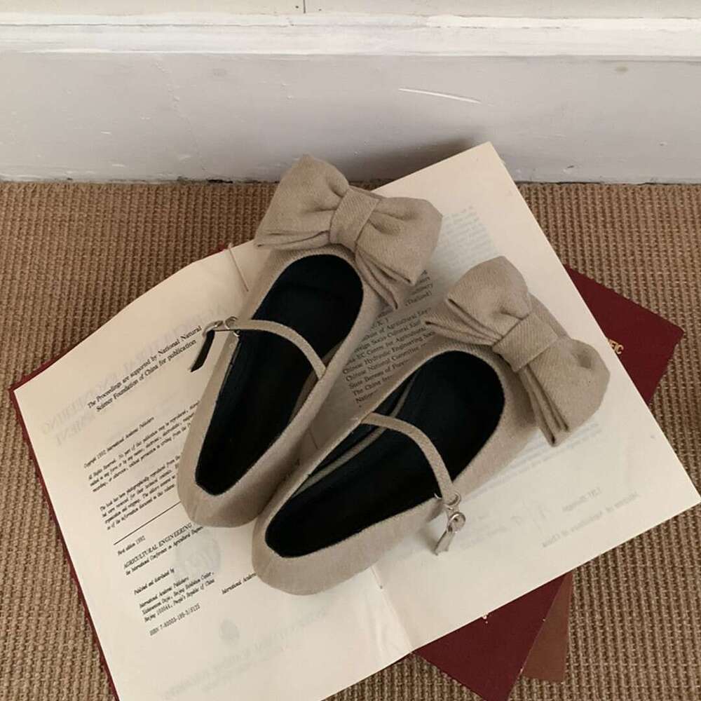 Designer Spring New Elegant Small Square Toe Bow Commuter Versatile Sole Soft Surface Shallow Mouth Single Shoes for Women Outdoor Wear