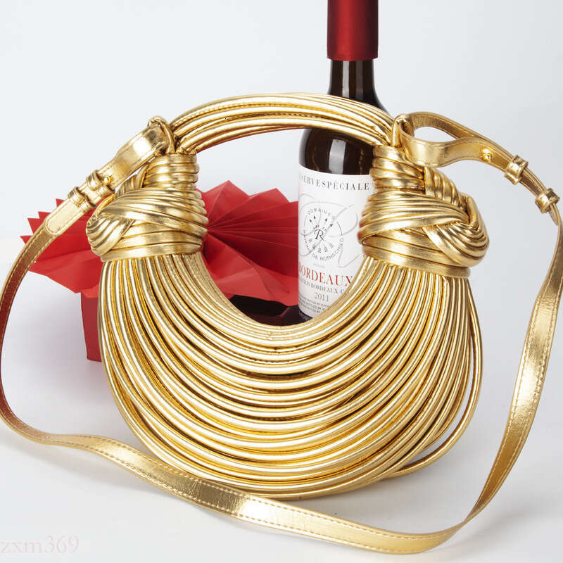 Noodle Women 2024 Summer Handwoven Crossbody High-end Niche Casual Gold Handbag Line Bag