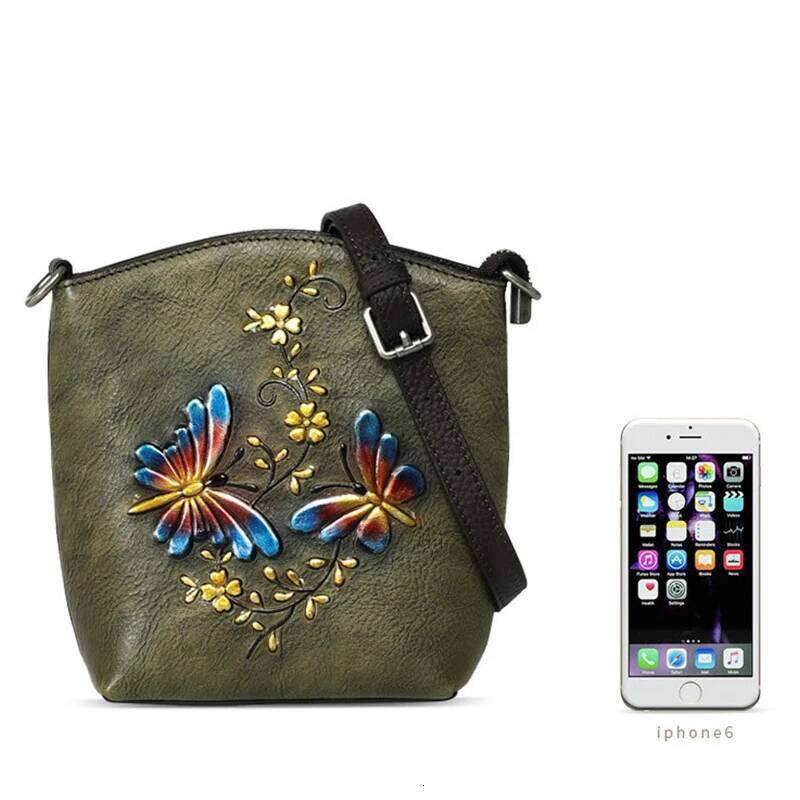 Vintage Genuine Leather Women's Shoulder Bag New Relief Emed Phone Purse Cowhide Handbag for Ladies