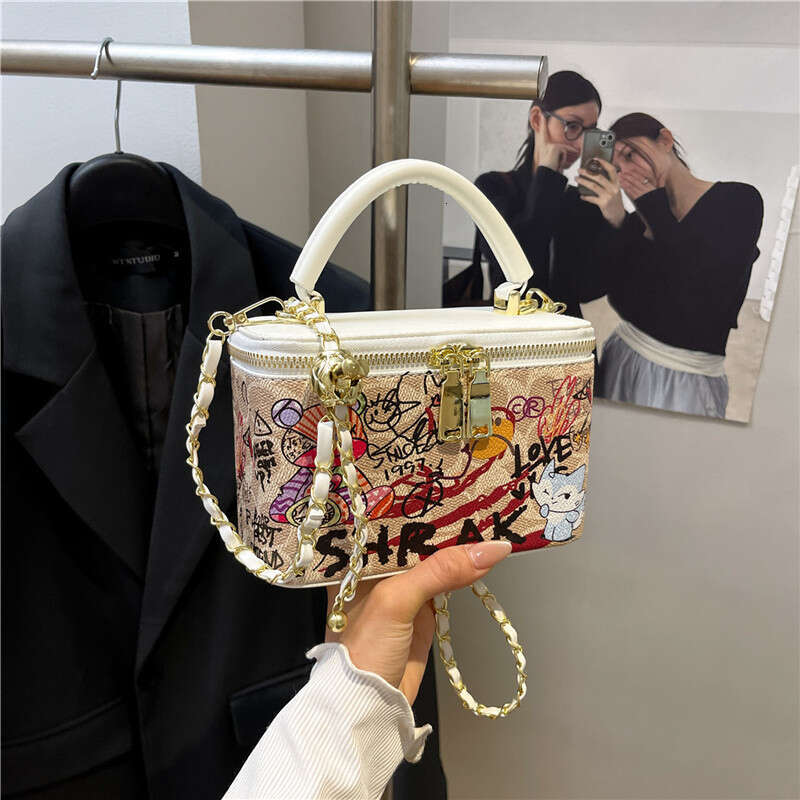 High-End for Women 2025 New Graffiti Box Versatile Fashionable Unique Handbag Stylish Shoulder Crossbody Bag