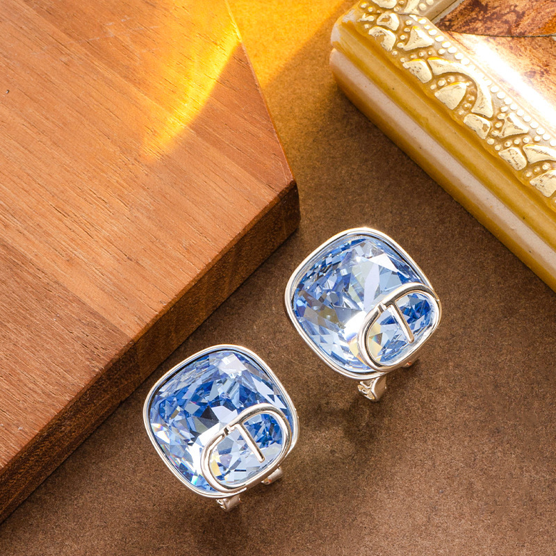 Fashion Simple Inlaid Klein Blue Crystal Letter Earrings for Women High-end Light Niche Sier Needle Ear Jewelry