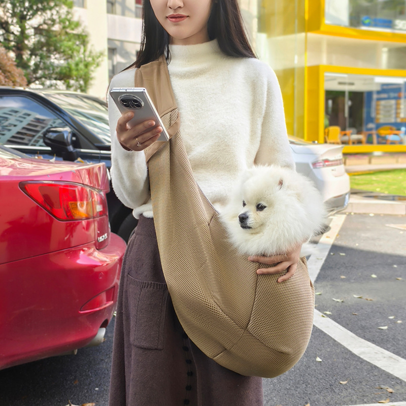 Carrier Outdoor Portable Breathable Crossbody Shoulder Cat Backpack Large Capacity Dog Bag Pet