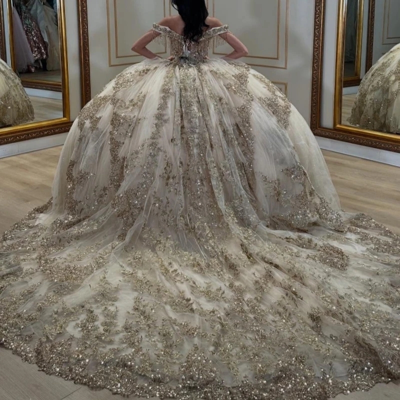 Champagne Quinceanera Dresses Off Shoulder Ball Gown Sweet 16 Dress Applique Lace Beading Tull Birthday Party Vestidos 15 Anos
