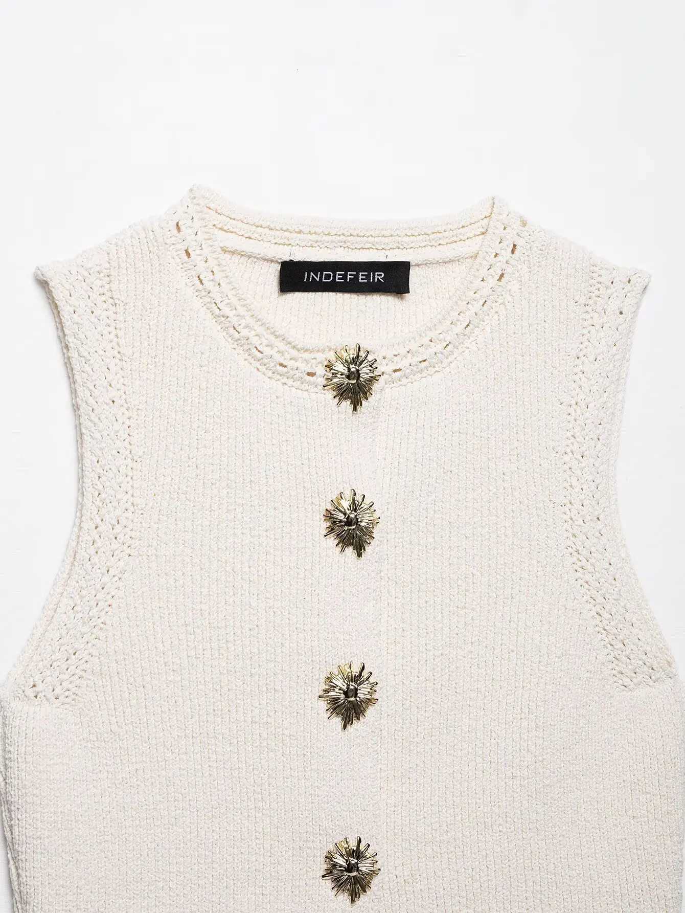 Retro Metal Button Womens Vest Solid Color Round Neck Single Breasted Knitted Cropped Top Casual Sleeveless Cardigan New Vest X250724