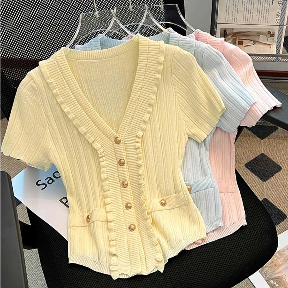 Summer New V-neck Ruffles Knitted Cardigan Womens Chic Thin Slim Short Sleeve Sweater Elastic Knitwear Tops 2025 Ladies Jumpers X250724