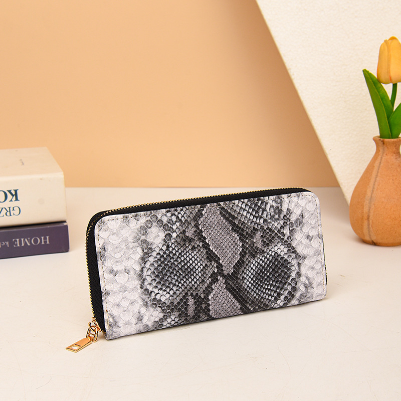 Free Shipping 2025 Designer Bag New Women's Wallet European And American Retro Single Zipper Wallet Snake Pattern Fashion Large Capacity Slot Coi