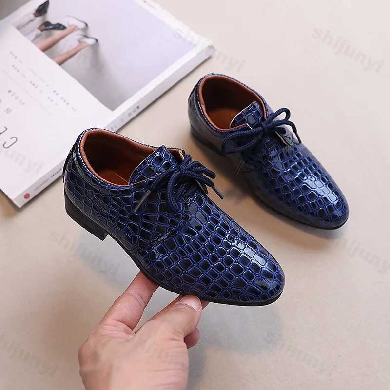 2025 New Retro Fashion Lace Up Pointed Toe Dress Shoes for Boys Leather Shoes Uniform Kids Oxford Performance Flats Shoes XJ250724