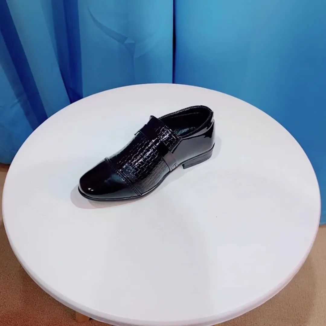 Kids Leather Shoes Students Boys Girls Soft Bottom Performance Shoes Fashion Children Wedding Party Dress Shoe Toddler Footwear XJ250724