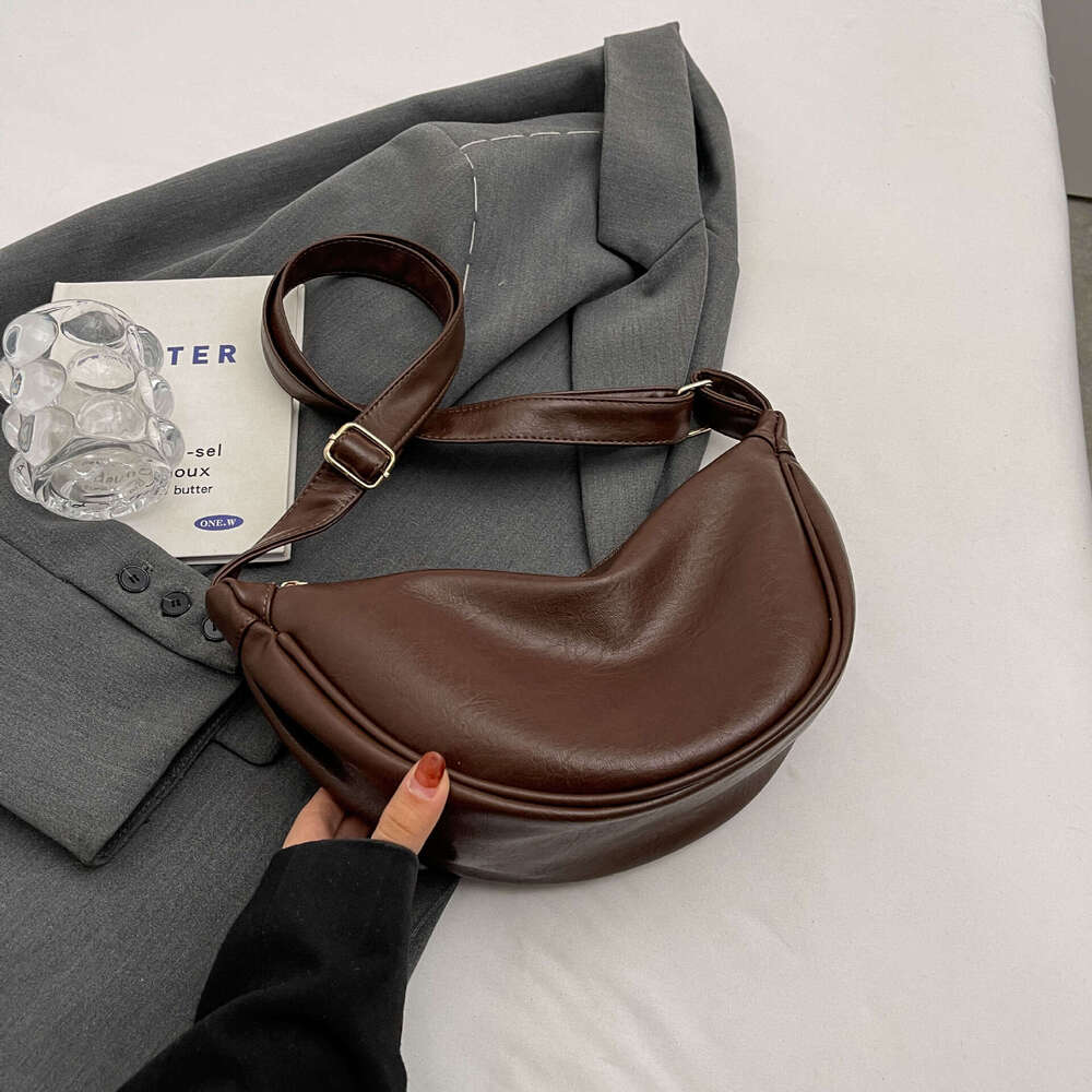 Large Capacity Versatile for Women 2025 New Trendy Niche Design Shoulder Crossbody High-end Dumpling Bag