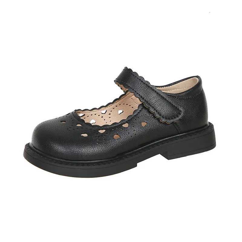 Girls Leather Shoes New Spring Autumn Fashion Kids Mary Janes With Cut-Outs Heart Princess Sweet Children Dress Shoes Soft Chic XJ250724