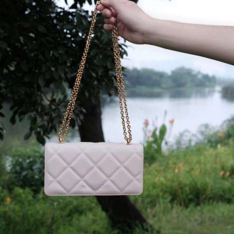 Designer Luxury Evening Diamond Spring and Summer Fragrance Style CK6-1064446124Oil Painting Diamond Chain Wallet Small Square Women's Evening Ba