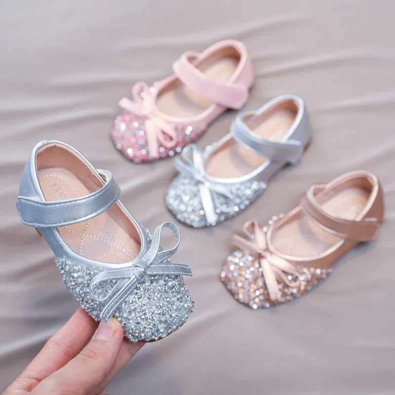 Luxury Girl Shoes Rhinestone Chic Childrens Leather Shoes Spring Autumn Bowknot Kids Fashion Princess Casual Flat Shoes XJ250724