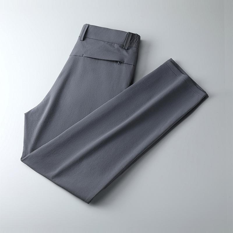 Hot Free shipping designer pants for man Outdoor windproof waterproof breathable and comfortable texture of casual pants