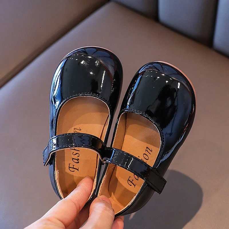 Plain Patent Leather Ballet Flats Baby Girls Concise Round Toe Mary Jane Shoes Kids Soft Sole Casual Dress Shoes in Red White XJ250724