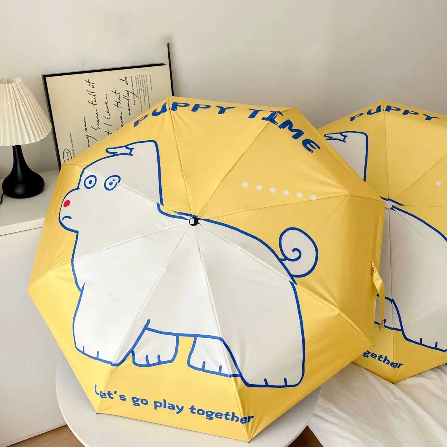 1 outdoor travel umbrella with dog prints a 50% discount mini sun umbrella sun protection and UV protection R250724