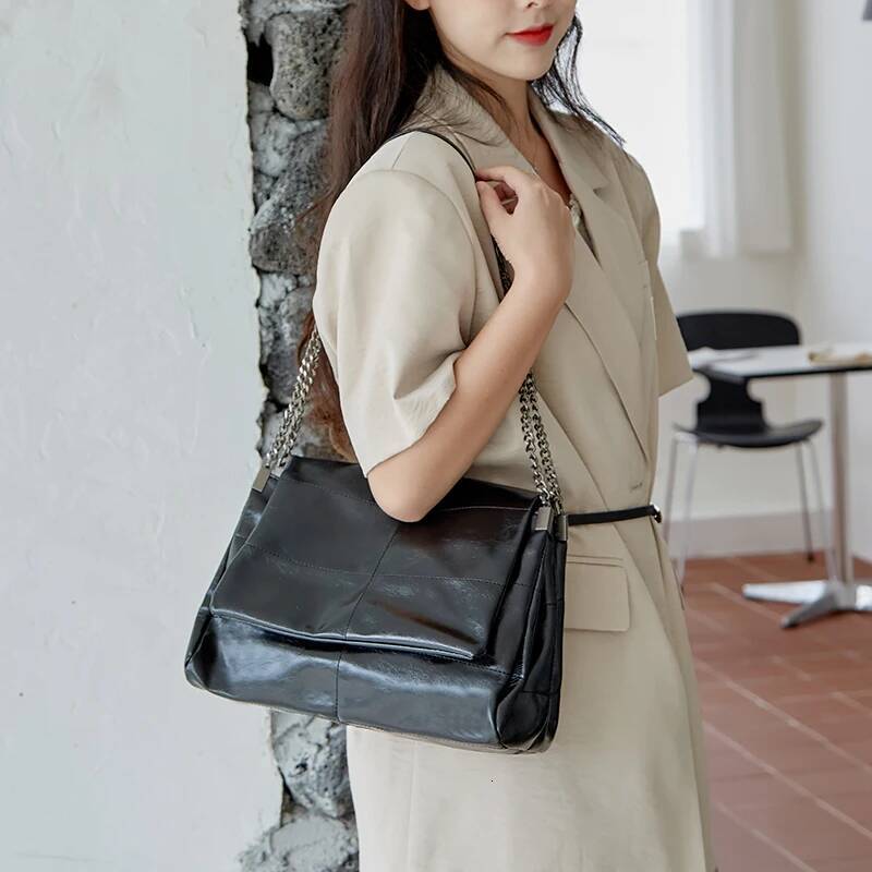 Women's Fashion Metal Chain Shoulder Crossbody Simple Pu Sewing Solid Color Flip Messenger Bag, Classic Busine