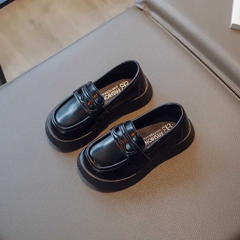 Girls Leather Shoes for Party Wedding Slip-on Simple Solid Black Kids UK Uniform School Shoes Children Loafers 2023 Four Season XJ250724