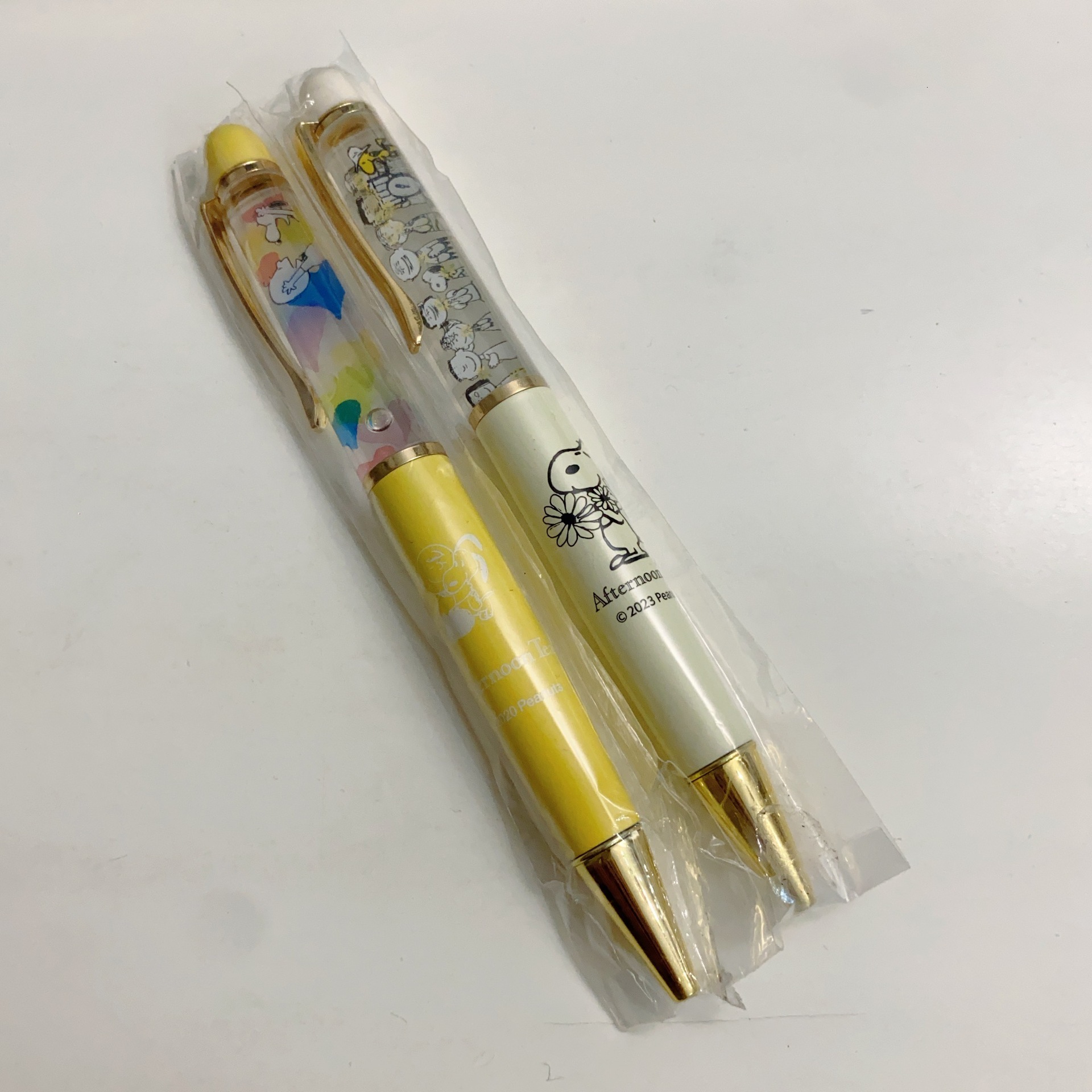 Japanese Afternoon Tea Snoopy Rotating Black Oil-Based Ballpoint Pen