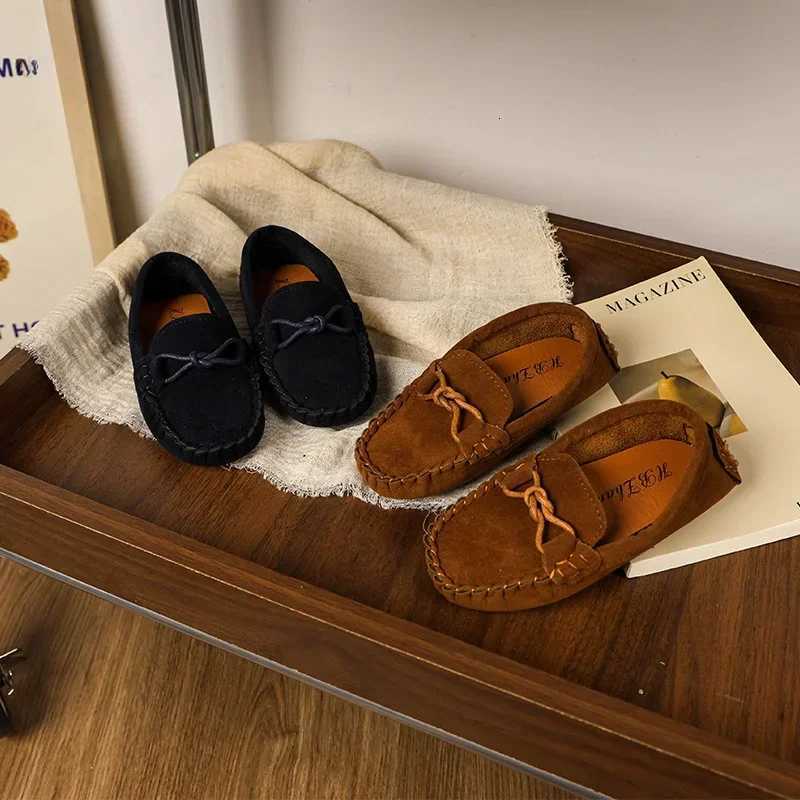 Boy Leather Shoe Simple Versatile Childrens Shoe for Girl Fashion Soft Kids Casual Flat Loafers Solid Color Moccasins Versatile XJ250724