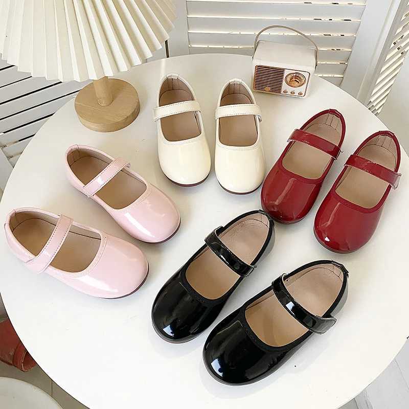 Girls Princess Shoes Concise Sle Patent Leather Spring Children Ballet Flat Four Colors Leisure Shallow Light Kids Shoe 27-36 XJ250724