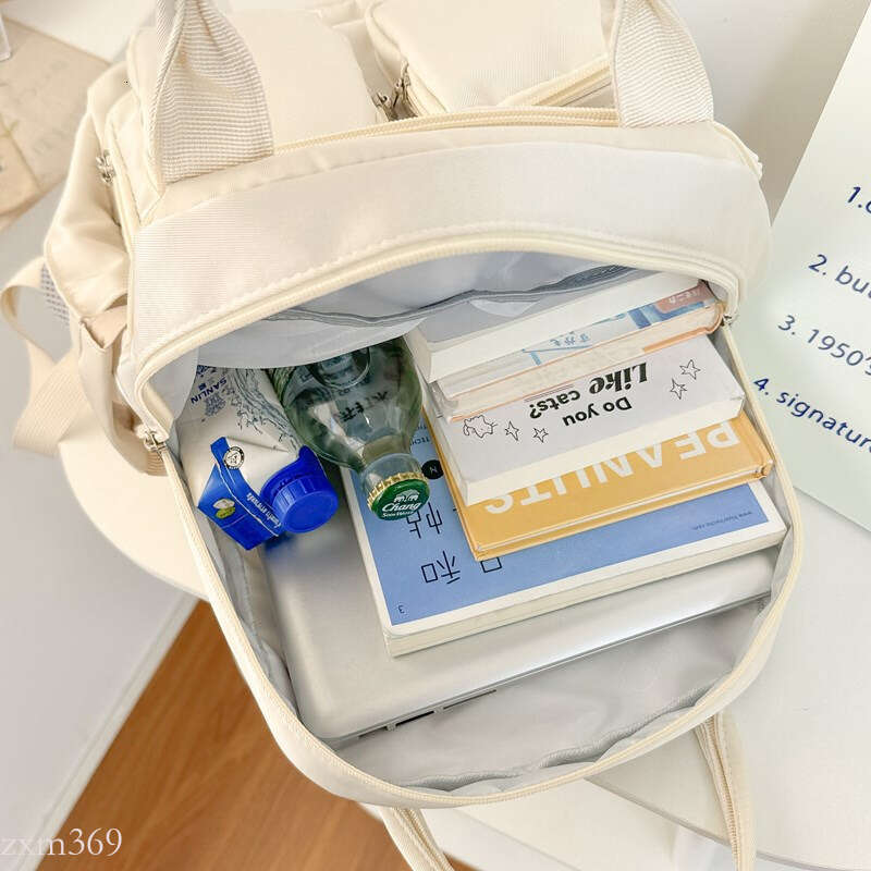 New Large Capacity Backpack for Men and Women, Lightweight Travel Bag, Fashionable Mommy Handbag