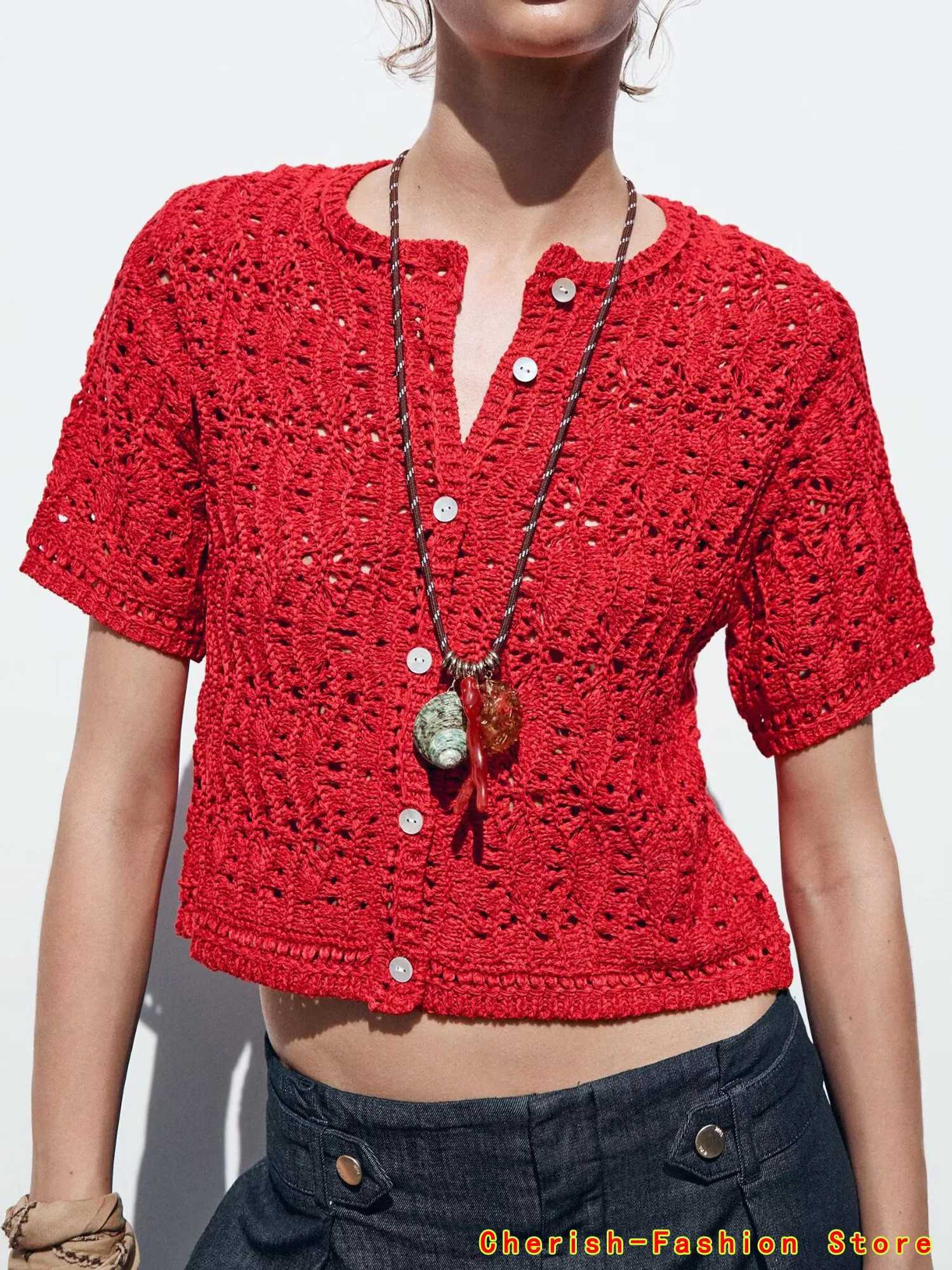 2025 New Red Knitted Short Sleeve Cutout Design Cardigan for Women Summer Casual Fashion Personality Versatile Knitwear X250724