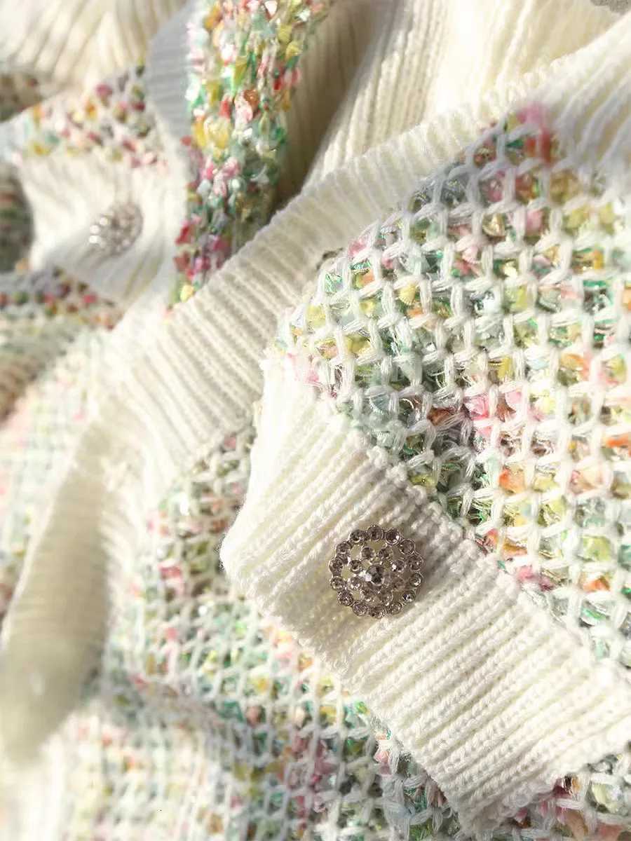 Designers Tops For Women 2025 Summer Rhinestone Button Short Sleeve Cardigan Women Green Knitted Sweaters C-138 X250724