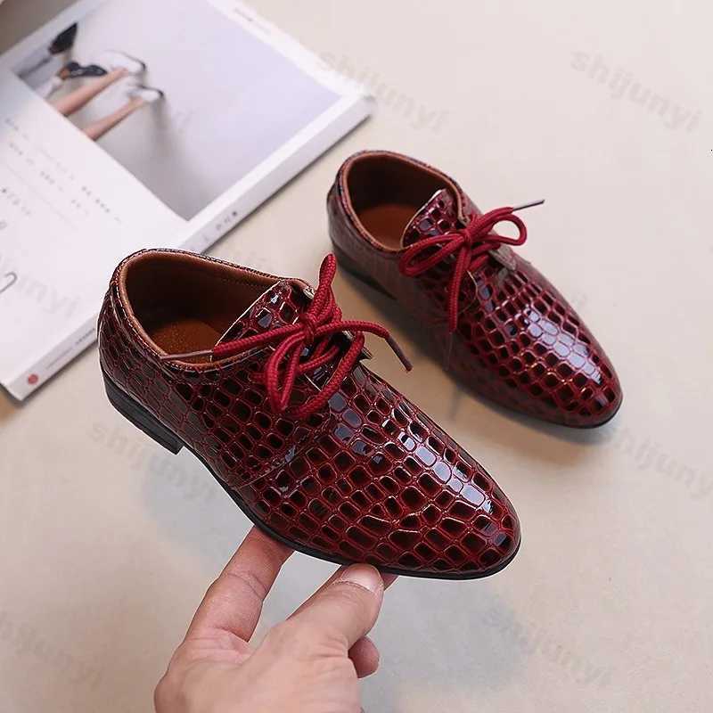 2025 New Retro Fashion Lace Up Pointed Toe Dress Shoes for Boys Leather Shoes Uniform Kids Oxford Performance Flats Shoes XJ250724