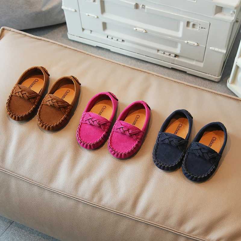 New Boys Loafers Weave Suede Slip-on Solid Color Children Casual Shoes Autumn Leisure Light Cover Toe 21-35 Elegant Kids Flats XJ250724