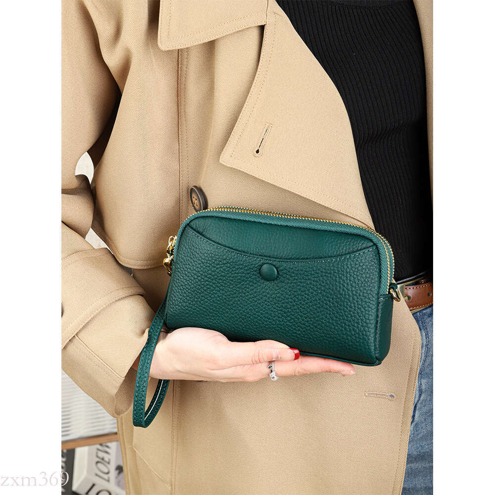 2025 New Soft Cowhide Fashion Phone Single Shoulder Crossbody Mini Bag Casual Multifunctional Genuine Leather Clutch
