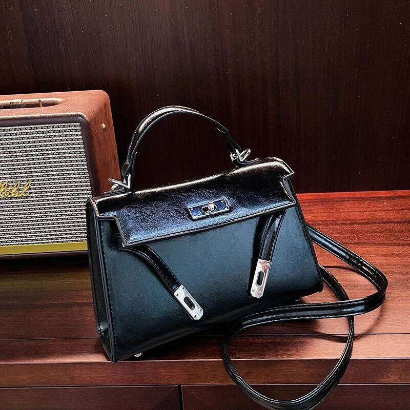 Stylish Minimalist Commuter Crossbody Bag Women High-End Leather Vintage Messenger Purse Large Capacity Fashionable Tote Handbag