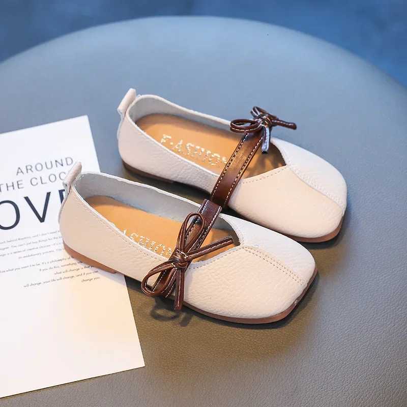 Girls Soft Sole Casual Bean Shoes 2024 Spring Autumn New Flats Childrens Sweet Princess Fashion Shoes for Party Wedding Show XJ250724