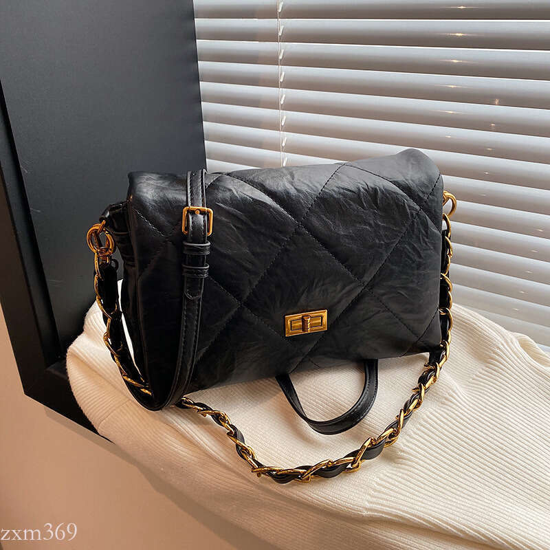 New Embroidery Burst Pattern Single Shoulder Fashion Versatile High-end Crossbody Bag for Women Daily Commute