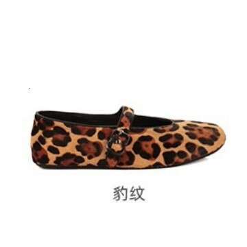 Designer Age-Reducing Round Toe One-Strap Low Heel Versatile Leopard Print Mary Jane 2025 Comfortable Shallow Mouth Flat Shoes