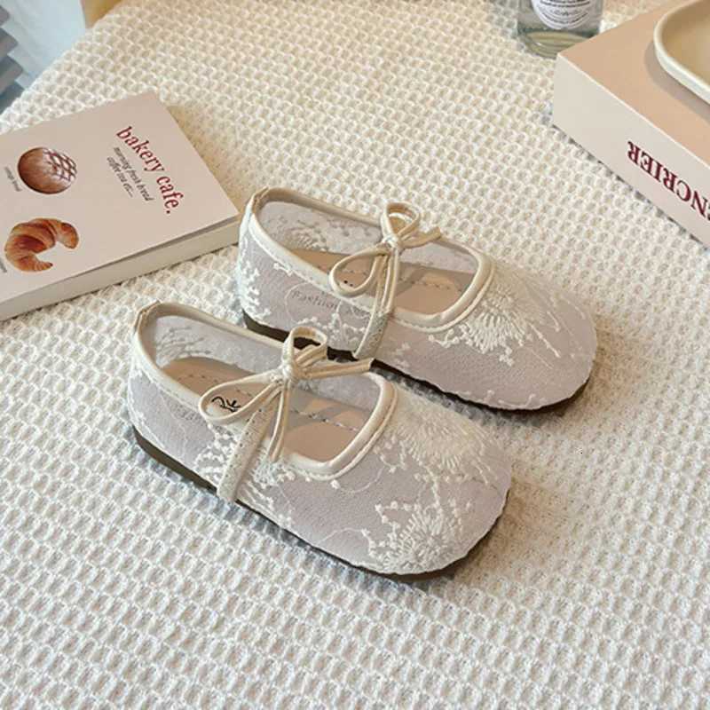 Embroidered Flowers Baby Girls Flat Shoes Bow Elastic Band Kids Princess Shoes Summer Breathable Toddler Children Ballet Flats XJ250724