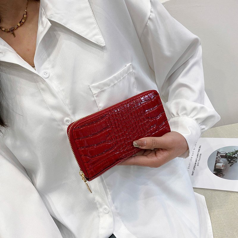 Free Shipping Designer Bag New Women's Long Wallet Single Zipper Women's Wallet Handbag Multi Card Slot Wallet Patent Leather Large Capacity