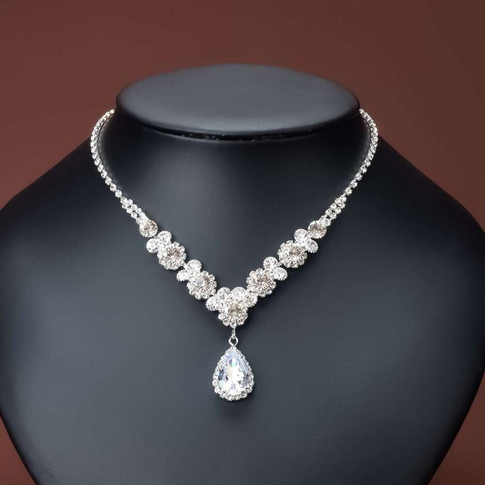 Korean Style Rhinestone Set Necklace Fashion Versatile Zircon Women's Water Drop Earrings Yiwu Jewelry Factory