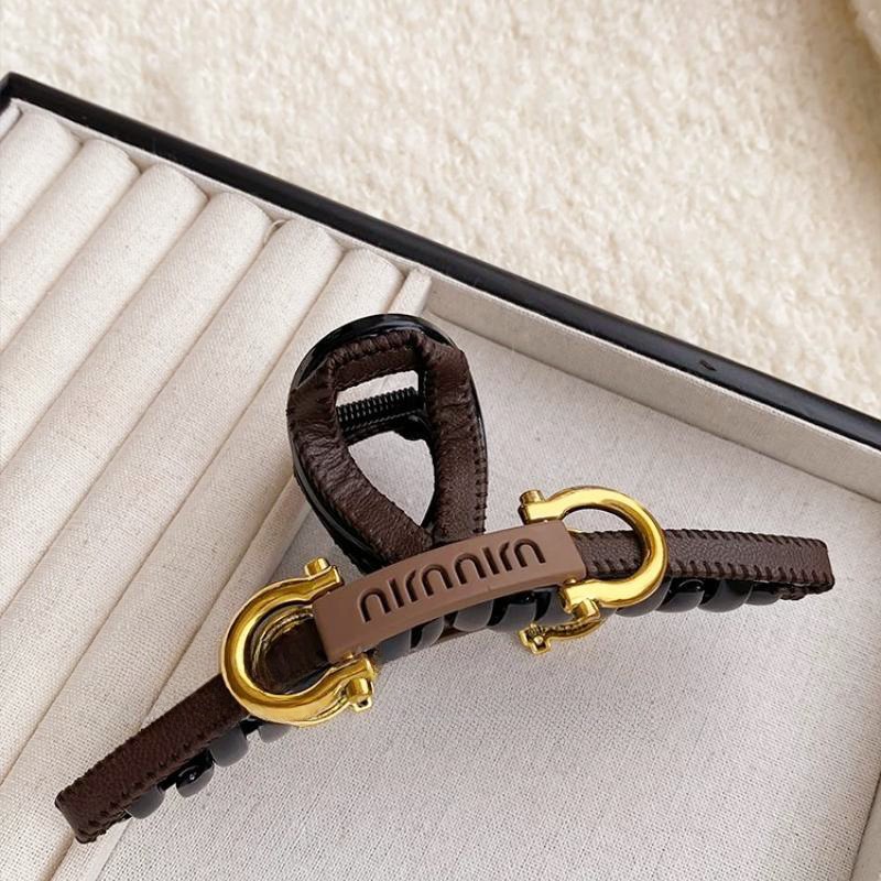 High-end Temperament Leather Large Shark Clip New Hair Clip For Women Luxury And Fashionable Hairpin For Ponytail At The Back Of The Head