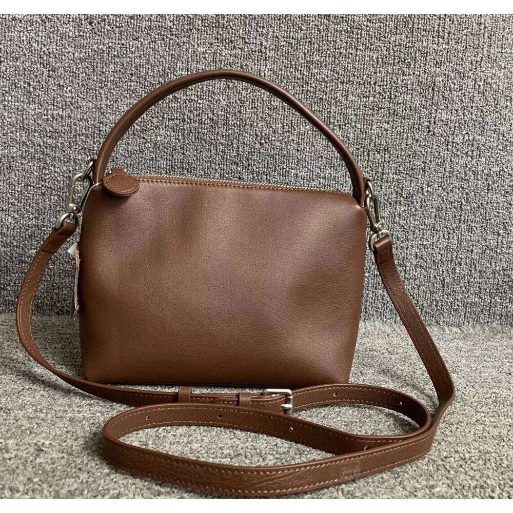 Niche Spring And Summer Versatile Fashion Hand-Held Shoulder Simple Small Square Practical Crossbody Bag Women's