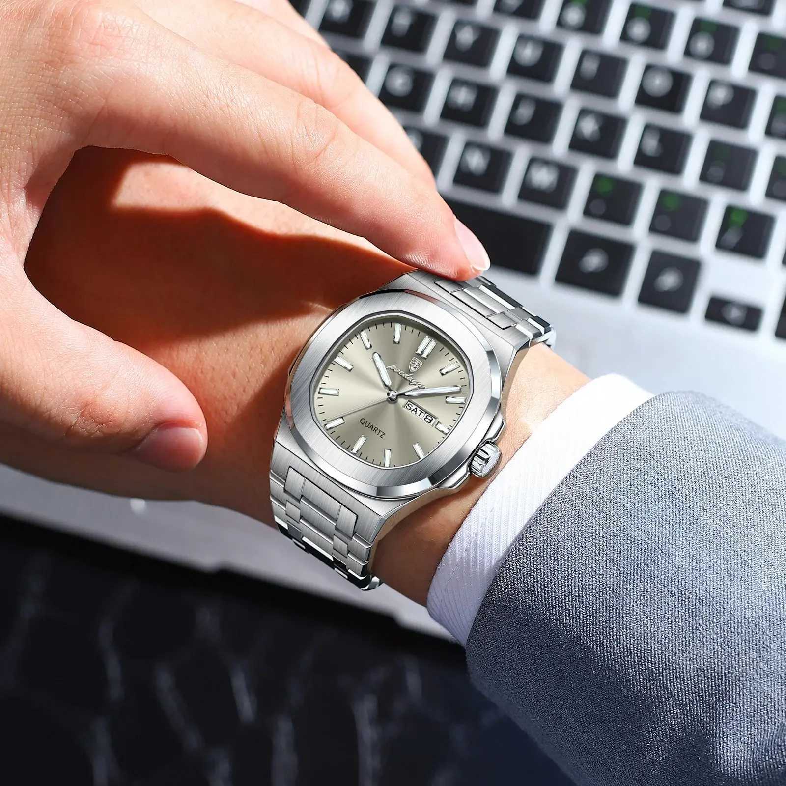 POEDAGAR Luxury Military Man Watch Square Waterproof Luminous Date Week Men Watch Stainless Steel Quartz Mens Watches Reloj+box W250724