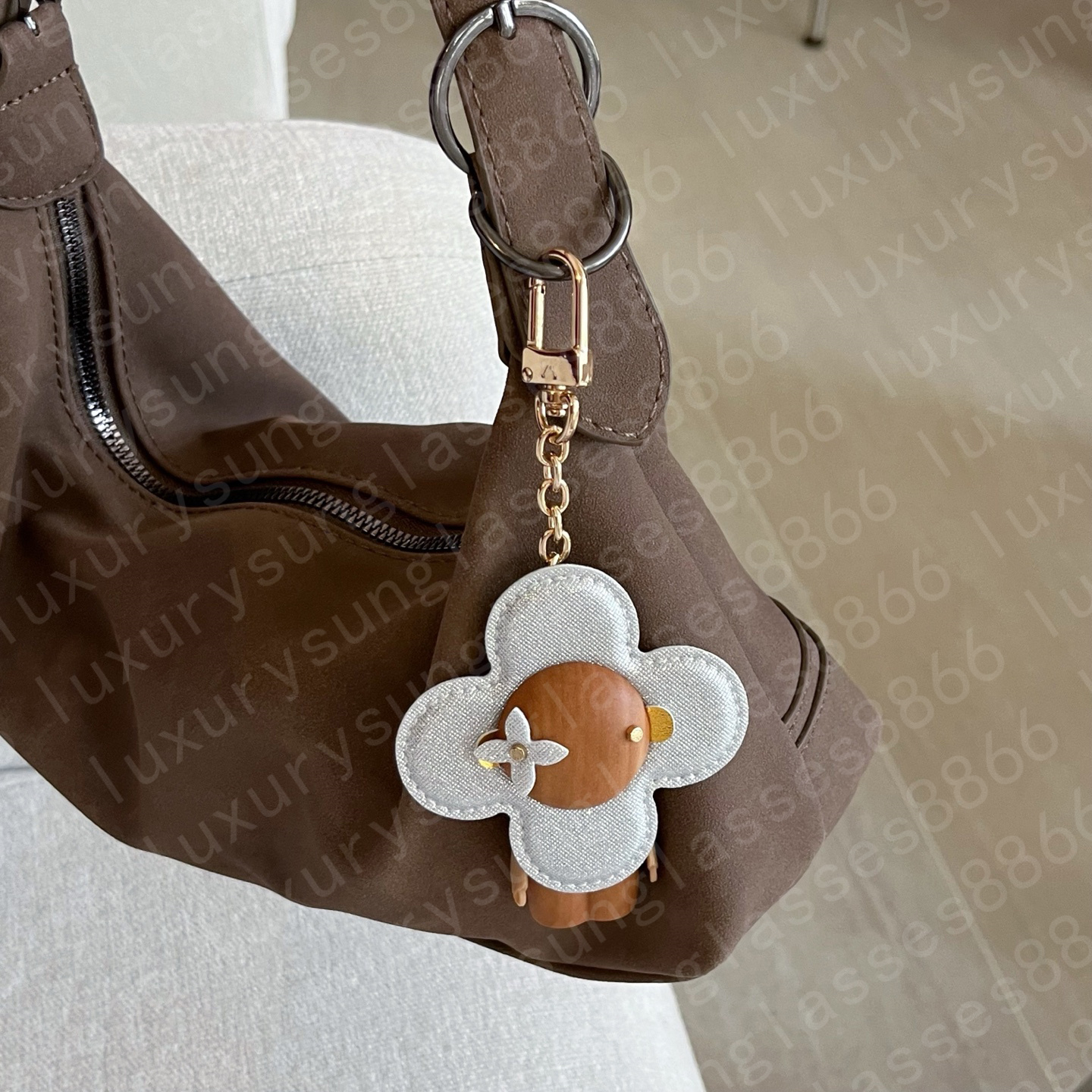 Luxury Bag charms designer wallet flower doll wood keyring lanyards decoration fashion men women bag decor gift key buckle simple keychain